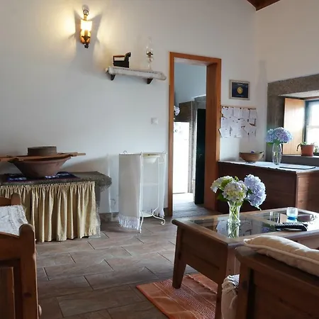 Casa Do Ti' Marrao Feriehus Praia da Vitória